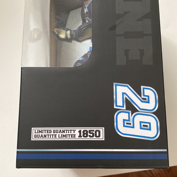 Patrik Laine 29 NHL Hockey Player Collectors - Picture 2 of 8